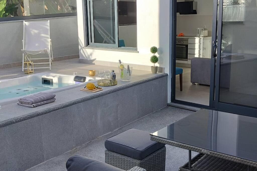 Sunset Avenue For Couple W/ Jacuzzi Spa Hot Water Paul do Mar  Exterior photo